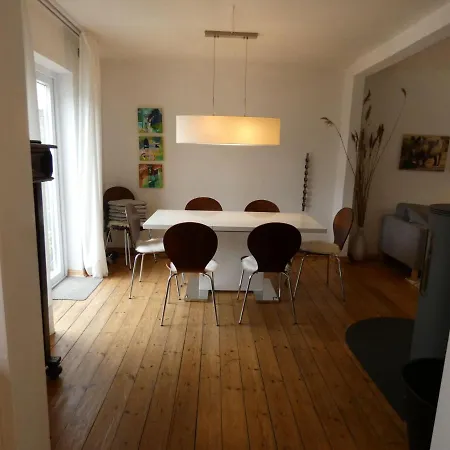 Peko14001-fehaus-poolhuus